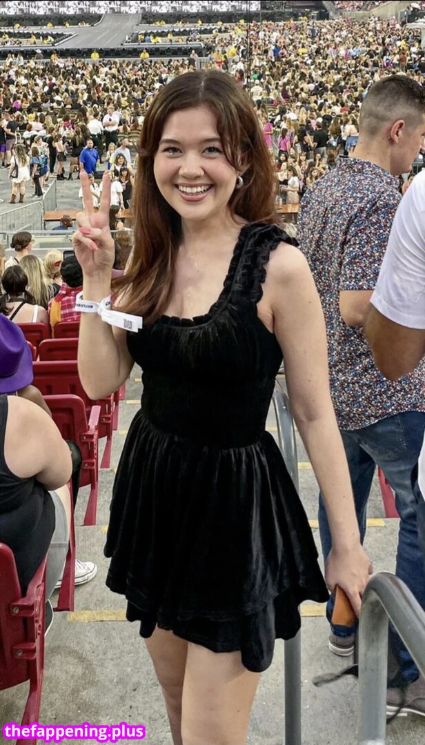 Desker leaked private photo uncensored HD quality