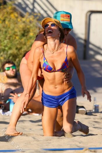 Alessandra ambrosio  page leaked private photo uncensored HD quality