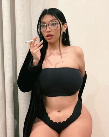 Amandatouch page leaked private photo uncensored HD quality