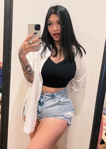Amandatouch page leaked private photo uncensored HD quality