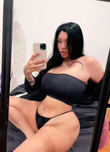 Amandatouch page leaked private photo uncensored HD quality