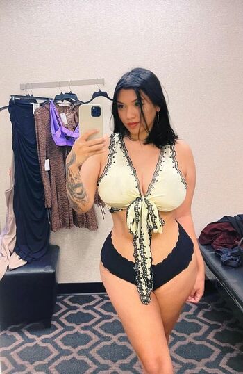 Amandatouch page leaked private photo uncensored HD quality