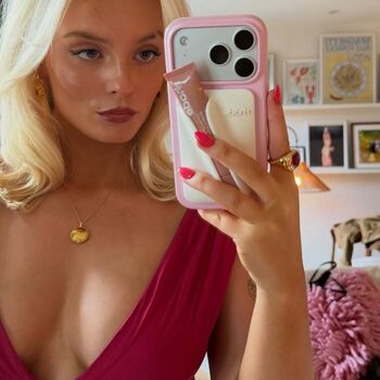Amelia eve gibson page leaked private photo uncensored HD quality