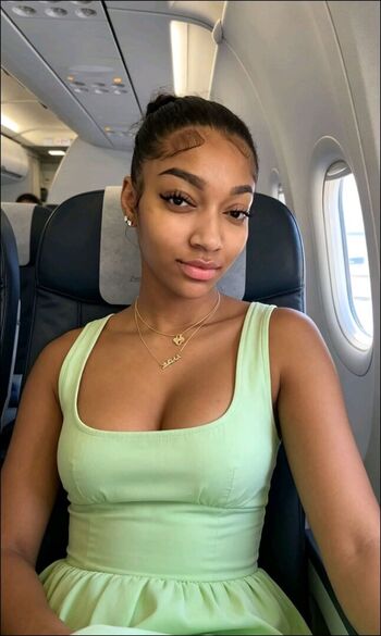 Angel reese leaked private photo uncensored HD quality