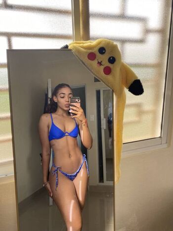 Angiencarnacion leaked private photo uncensored HD quality