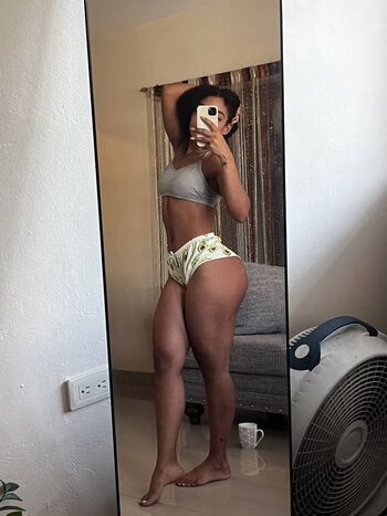 Angiencarnacion leaked private photo uncensored HD quality