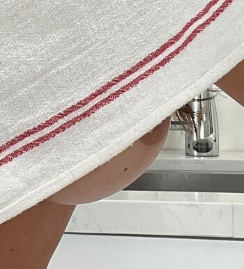 Anna louise  page leaked private photo uncensored HD quality