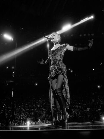 Ariana grande leaked private photo uncensored HD quality