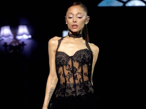 Ariana grande leaked private photo uncensored HD quality