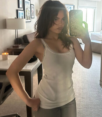 Ariana greenblatt leaked private photo uncensored HD quality