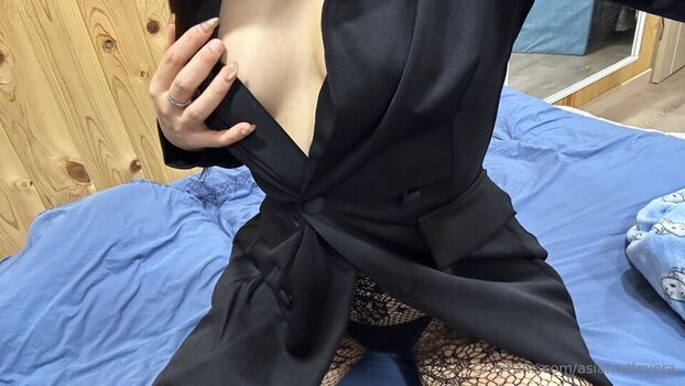 Asianwifevera leaked private photo uncensored HD quality