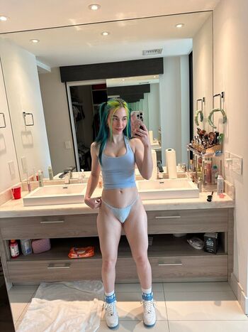 Bailey eilish  page leaked private photo uncensored HD quality