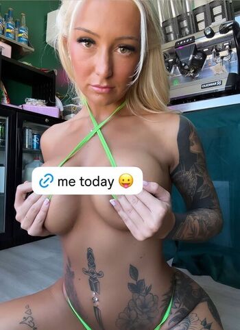 Barista blake leaked private photo uncensored HD quality