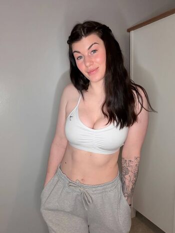 Bea priestley page leaked private photo uncensored HD quality