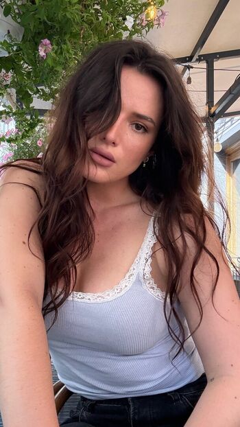 Bella thorne  page leaked private photo uncensored HD quality