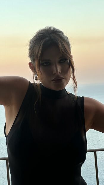 Bella thorne  page leaked private photo uncensored HD quality