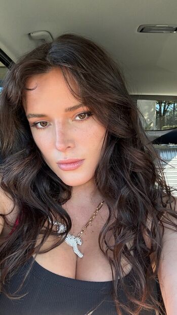 Bella thorne  page leaked private photo uncensored HD quality
