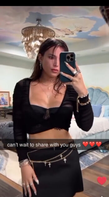 Bella thorne  page leaked private photo uncensored HD quality