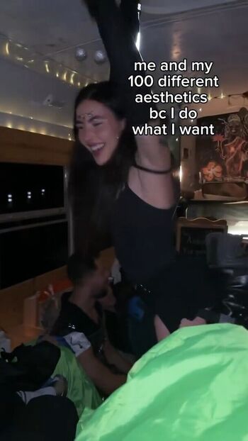 Botezlive  page leaked private photo uncensored HD quality