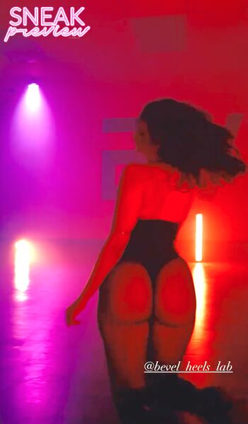 Carla rodon leaked private photo uncensored HD quality
