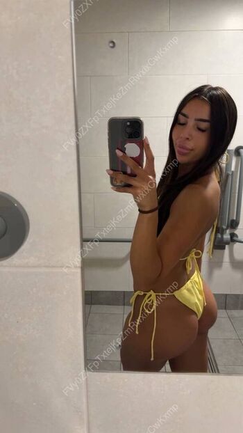 Christabellaeee leaked private photo uncensored HD quality