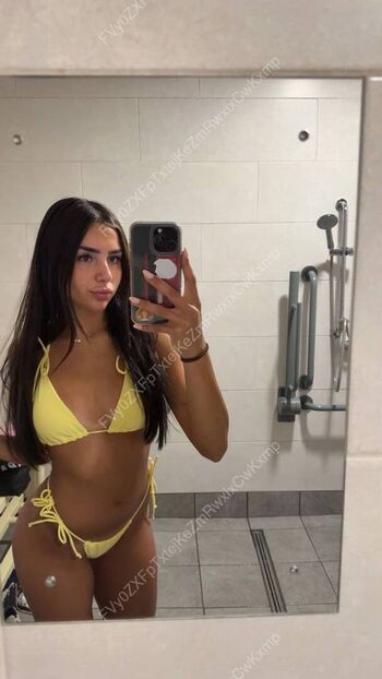 Christabellaeee leaked private photo uncensored HD quality