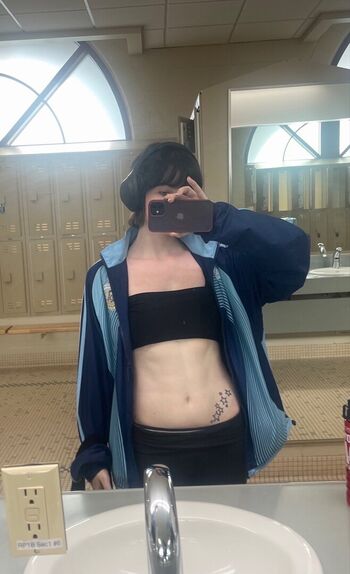 Claireyael leaked private photo uncensored HD quality