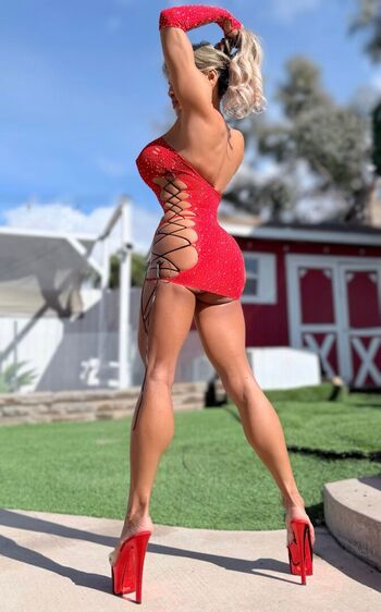 Connie elizabeth  page leaked private photo uncensored HD quality