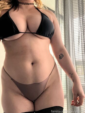 Curvyllama leaked private photo uncensored HD quality