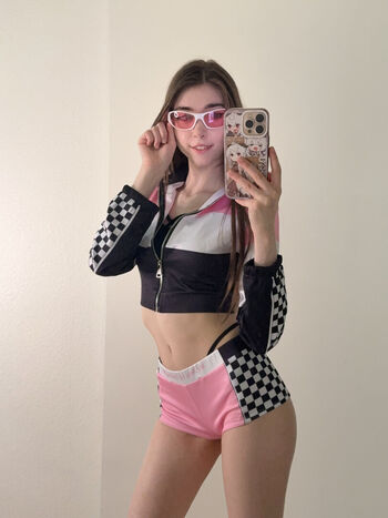 Duckie cos page leaked private photo uncensored HD quality