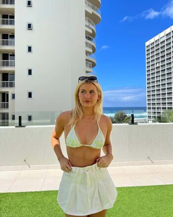Elizabeth nichols leaked private photo uncensored HD quality