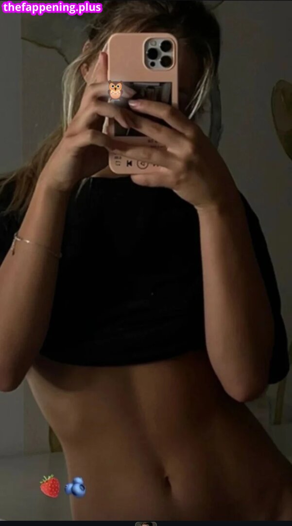 Karmenlovex leaked private photo uncensored HD quality