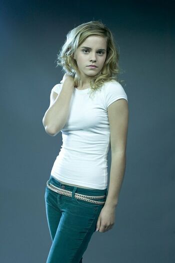 Emma watson  page leaked private photo uncensored HD quality