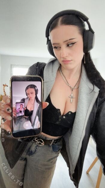 Emmo ig page leaked private photo uncensored HD quality