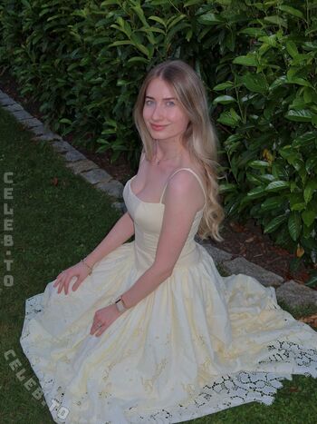 Empresslaurasophie leaked private photo uncensored HD quality