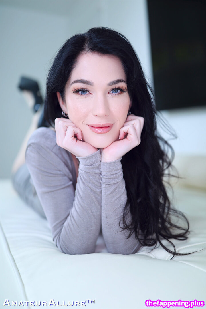 Mikayla campinos leaked private photo uncensored HD quality