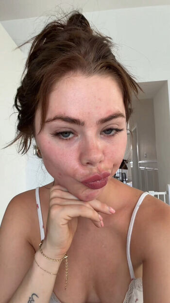 Faithlouisak leaked private photo uncensored HD quality