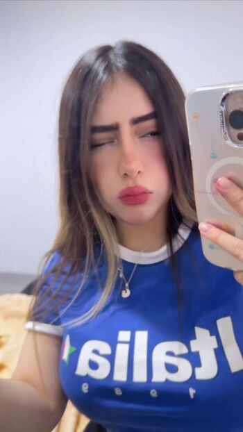 Fernandavaal leaked private photo uncensored HD quality