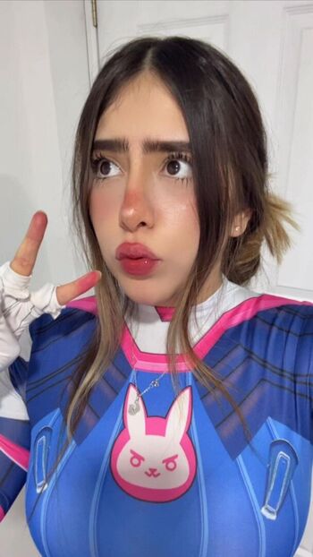 Fernandavaal page leaked private photo uncensored HD quality