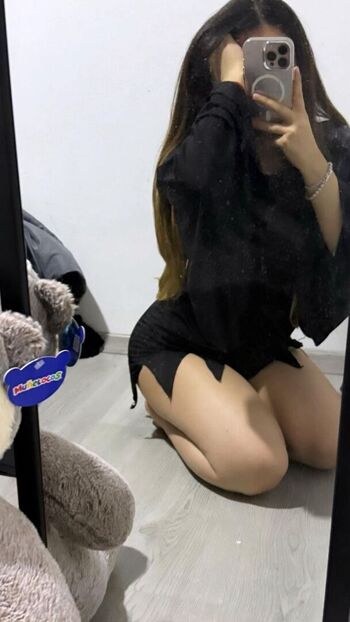 Fernandavaal page leaked private photo uncensored HD quality