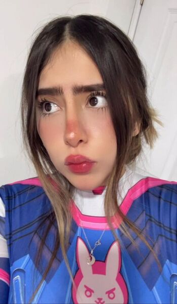 Fernandavaal page leaked private photo uncensored HD quality