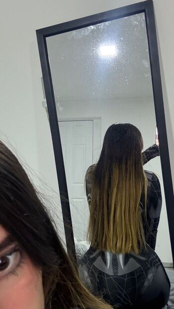 Fernandavaal page leaked private photo uncensored HD quality