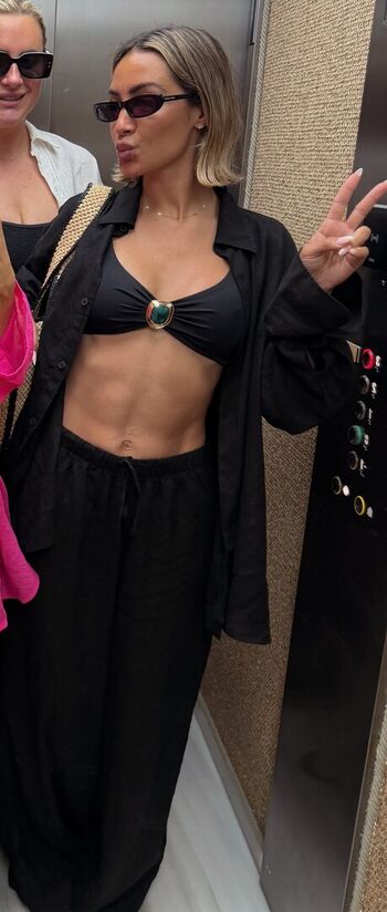 Frankie bridge  page leaked private photo uncensored HD quality
