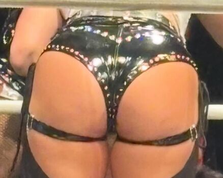 Gigi dolan  page leaked private photo uncensored HD quality
