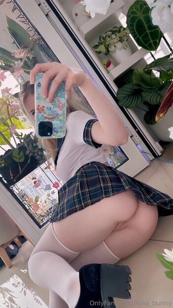 Girls in combat and platform boots leaked private photo uncensored HD quality