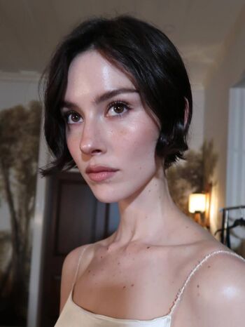 Gracie abrams page leaked private photo uncensored HD quality