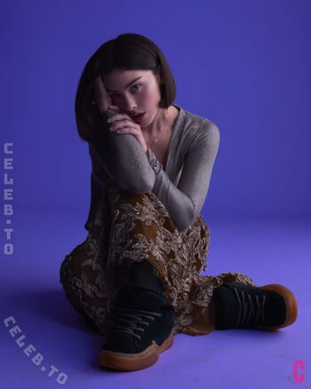 Gracie abrams page leaked private photo uncensored HD quality