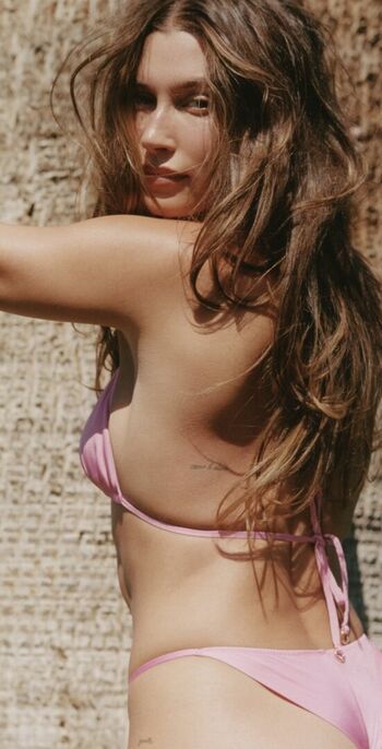 Hailey baldwin leaked private photo uncensored HD quality