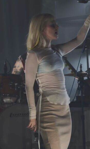 Hayley williams page leaked private photo uncensored HD quality