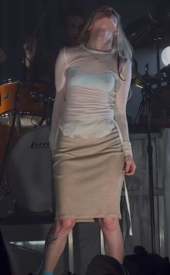 Hayley williams page leaked private photo uncensored HD quality